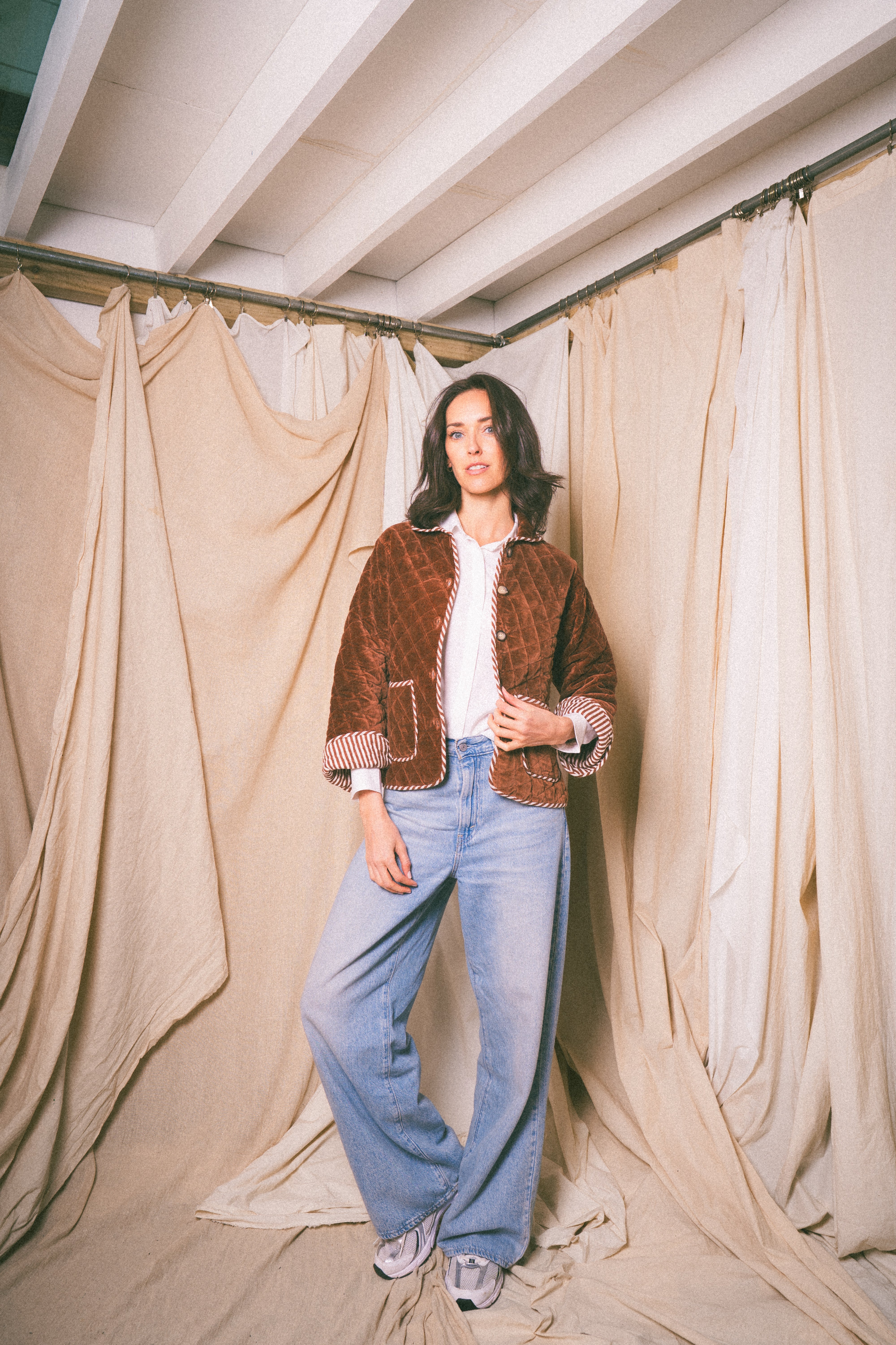 Brown Burford Velvet Jacket - Levuroy