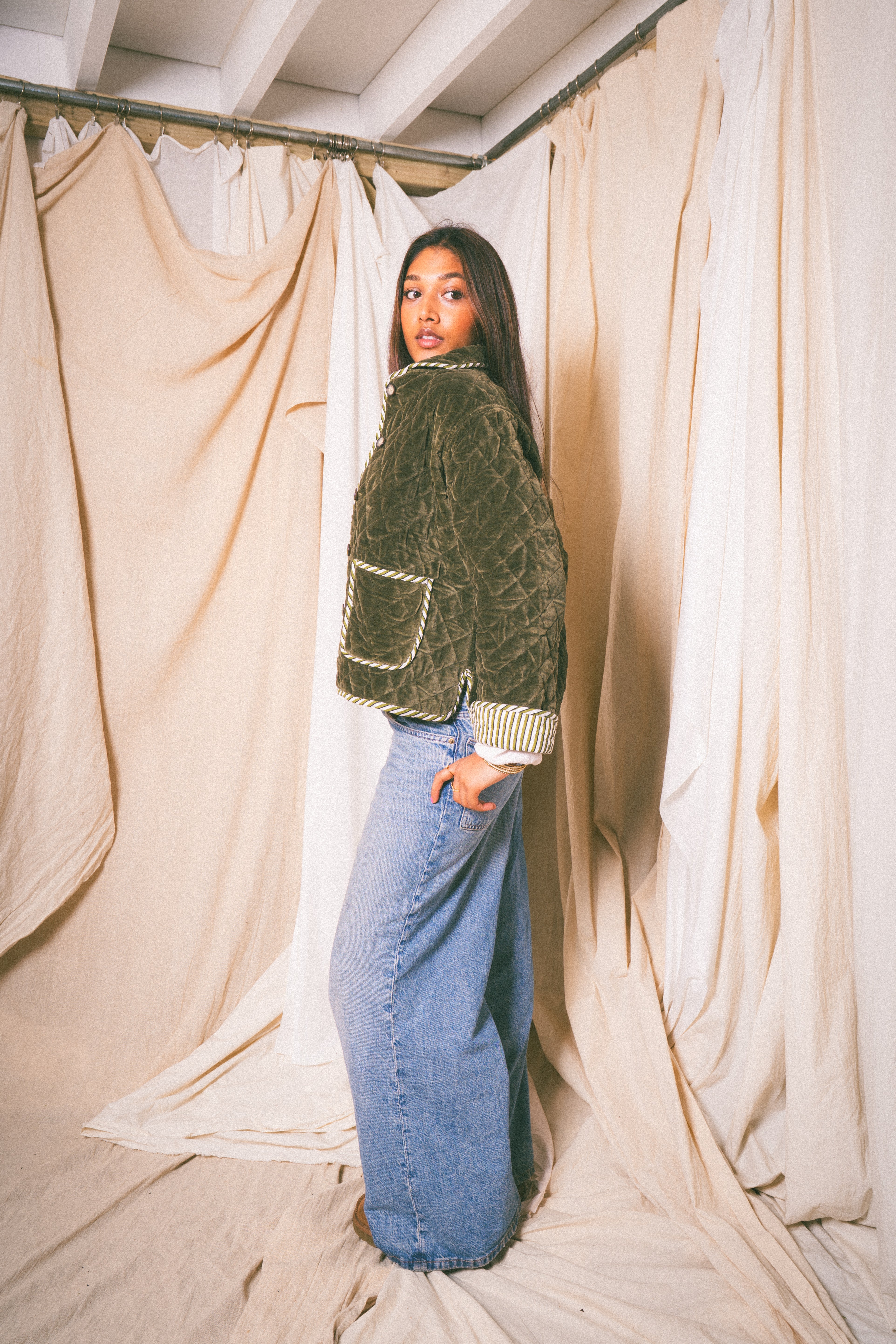 Green Burford Velvet Jacket - Levuroy